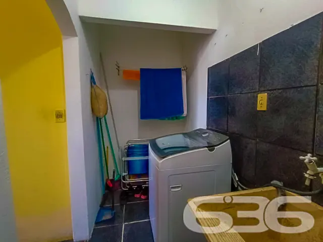 AMPLO SOBRADO NO BAIRRO ITINGA, JOINVILLE – 4 DORM