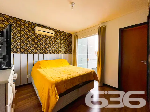 SOBRADO COM SUÍTE + 2 DORMITÓRIOS NO BAIRRO AVENTU
