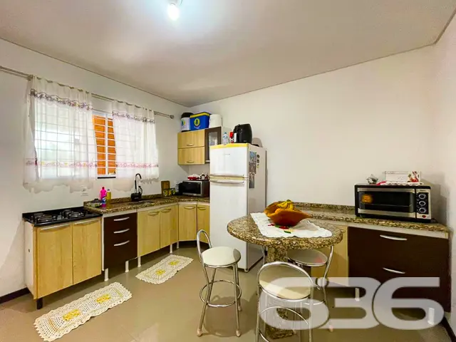 SOBRADO COM SUÍTE + 2 DORMITÓRIOS NO BAIRRO AVENTU