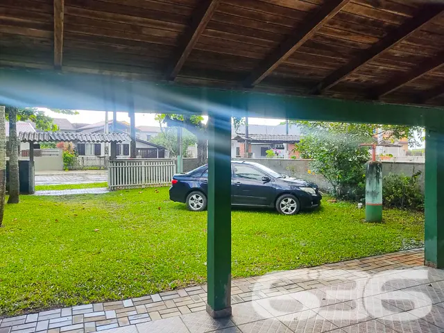 IMÓVEL COM SUÍTE + 2 DORMITÓRIOS NO CORAÇÃO DE BAL