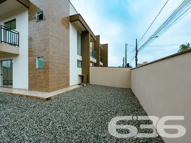 BAIRRO AVENTUREIRO: SOBRADO DE ESQUINA ESPAĂOSO CO