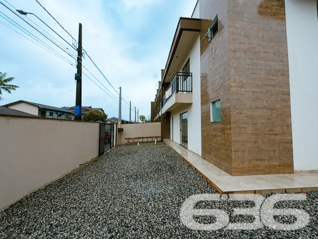 BAIRRO AVENTUREIRO: SOBRADO DE ESQUINA ESPAĂOSO CO