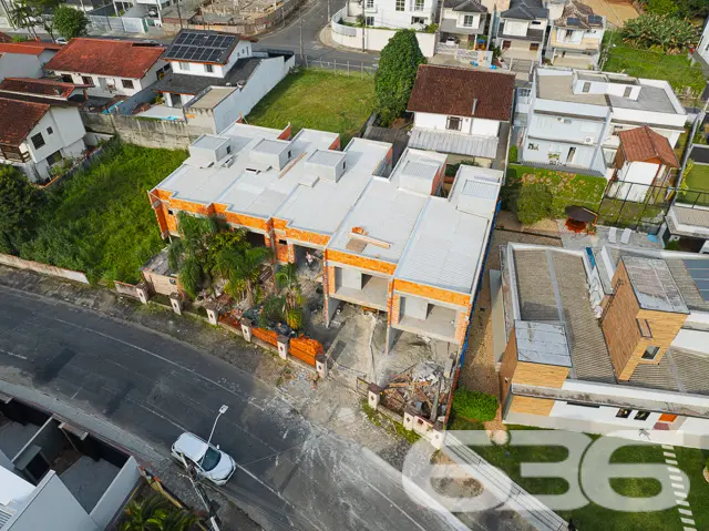 Residência Exclusiva com Entrega para Dezembro de