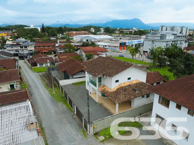 Descubra seu novo lar em Joinville, no bairro Bom