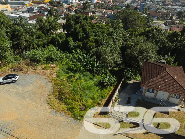 Descubra um Terreno Raro em Joinville, no Bairro B