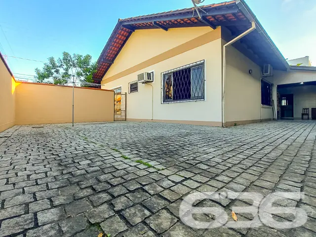 Descubra o lar dos seus sonhos no coração de Joinv