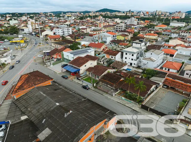 Descubra um lar encantador e perfeitamente localiz