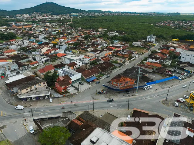 Descubra um lar encantador e perfeitamente localiz