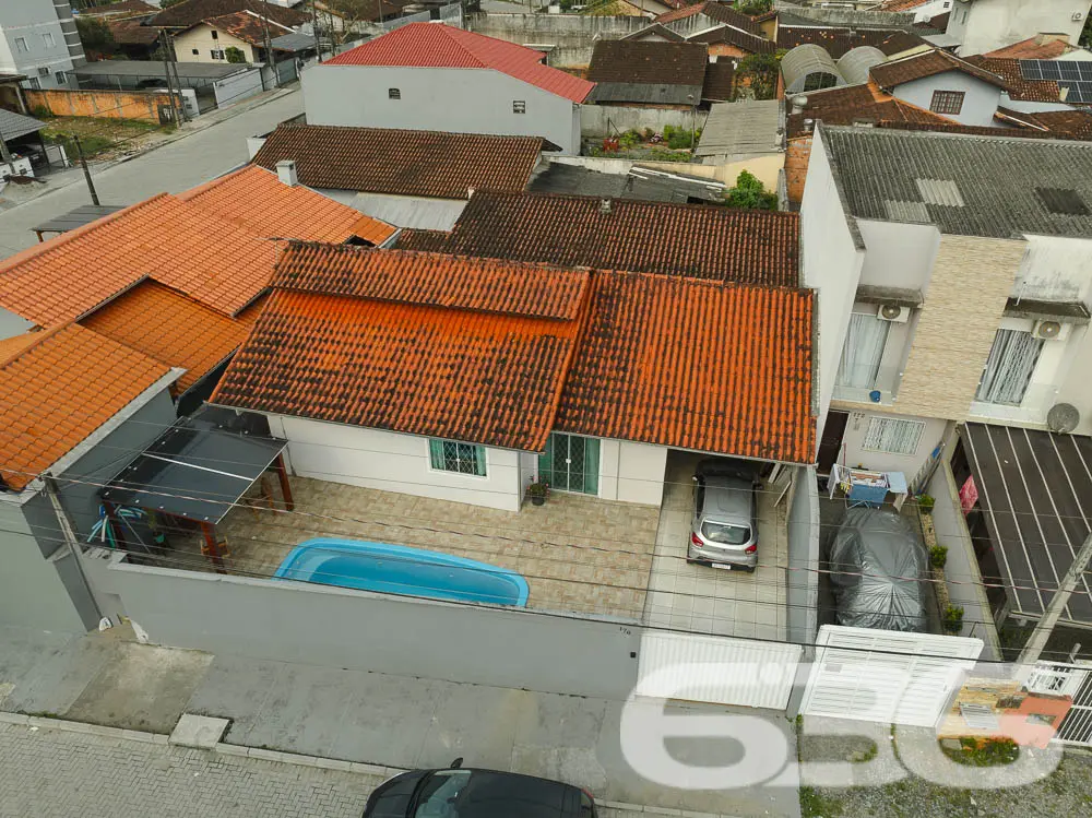 Excelente Oportunidade no Bairro Adhemar Garcia –