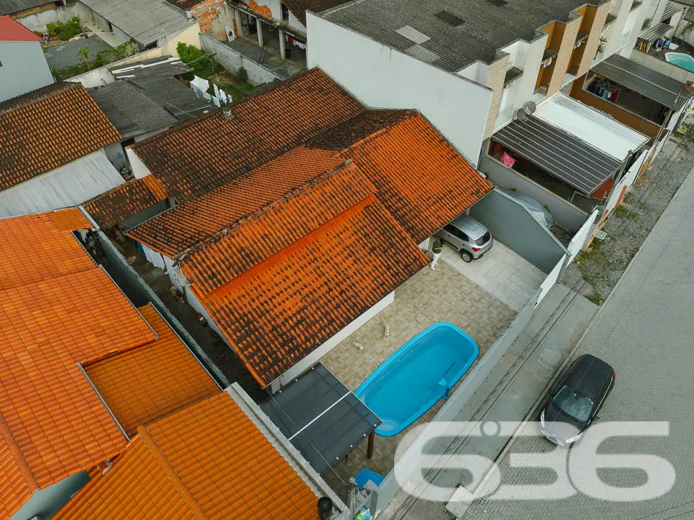 Excelente Oportunidade no Bairro Adhemar Garcia –