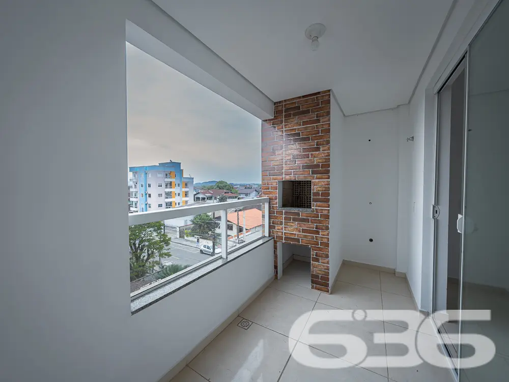 Apartamento à Venda em Boa Vista, Joinville/SC – O