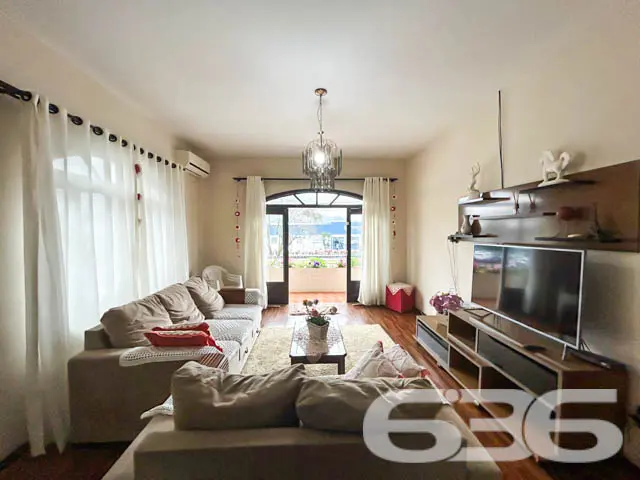 Grande oportunidade no bairro Comasa, Joinville –