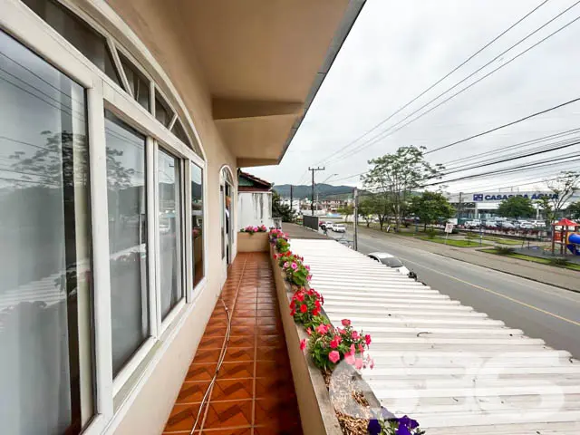 Grande oportunidade no bairro Comasa, Joinville –