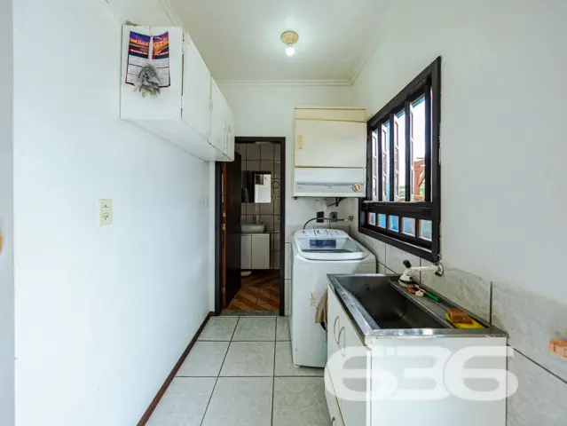 Ampla residĂȘncia tĂ©rrea no bairro Costa e Silva, J