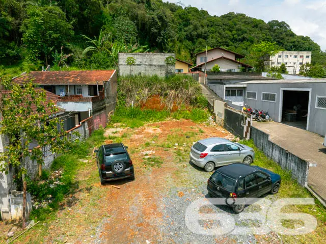 Oportunidade Imperdível: Terreno Plano e Bem Local
