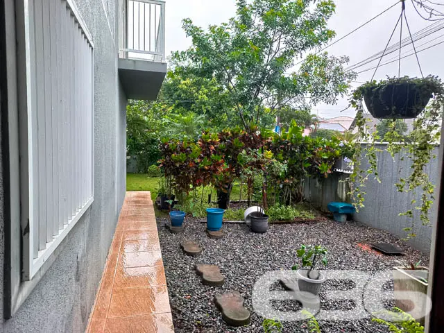 Sobrado Geminado em Joinville, SC, Bairro Adhemar