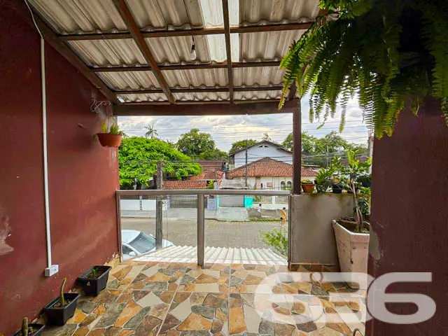 Sobrado Geminado no Bairro Costa e Silva, Joinvill