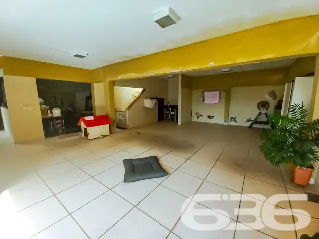Descubra a casa dos seus sonhos em Joinville, no b