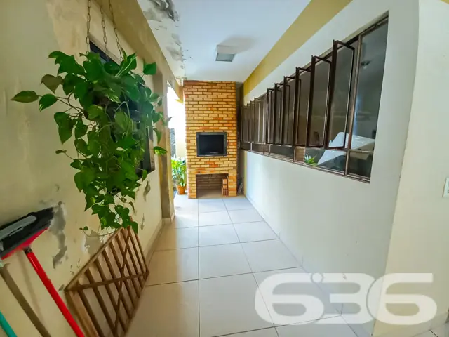 Descubra a casa dos seus sonhos em Joinville, no b