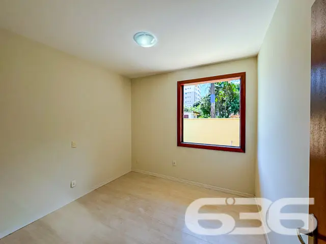Descubra a sofisticação e o conforto em uma residê
