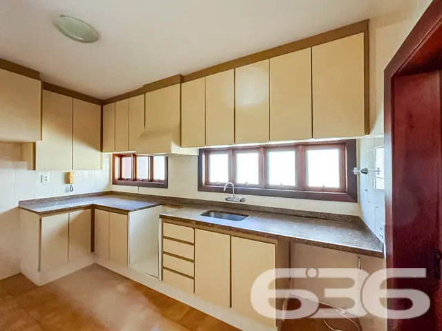 Descubra a sofisticação e o conforto em uma residê