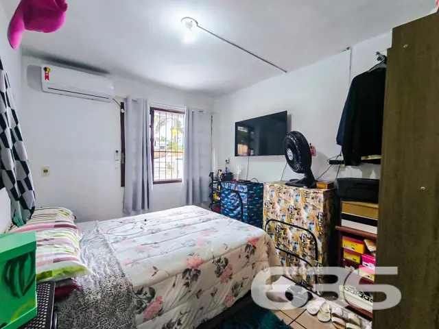 Este imóvel em Joinville, SC, no bairro Floresta,