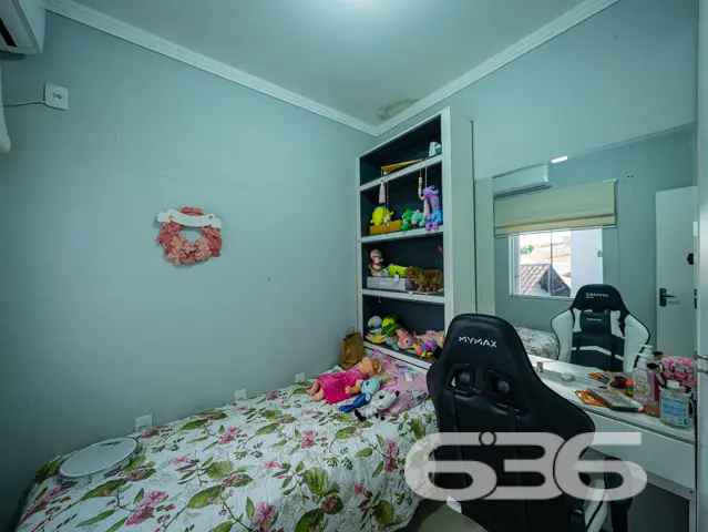Lindo sobrado geminado à venda no Floresta – confo