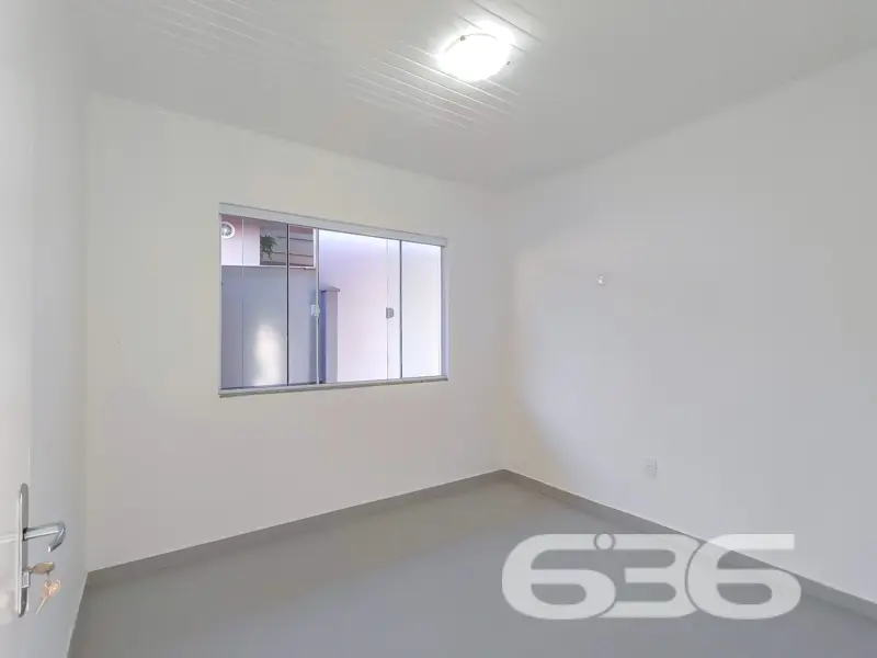 Residência Térrea com Edícula e Amplo Espaço em Jo