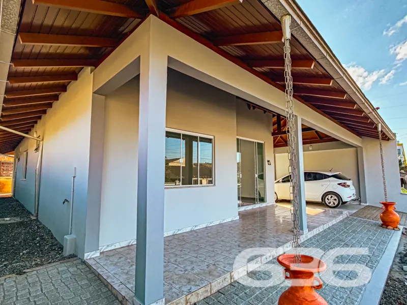 Residência Térrea com Edícula e Amplo Espaço em Jo