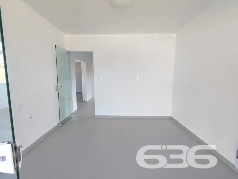 Residência Térrea com Edícula e Amplo Espaço em Jo