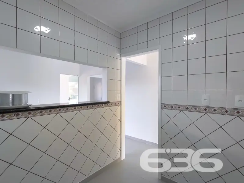 Residência Térrea com Edícula e Amplo Espaço em Jo