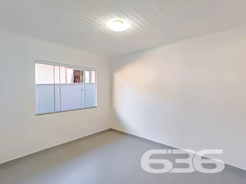 Residência Térrea com Edícula e Amplo Espaço em Jo