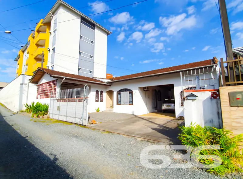 Residência - Bucarein - Joinville