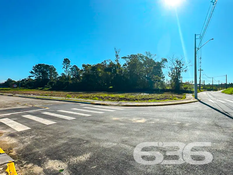 Oportunidade Única: Terreno à Venda no Centro de A