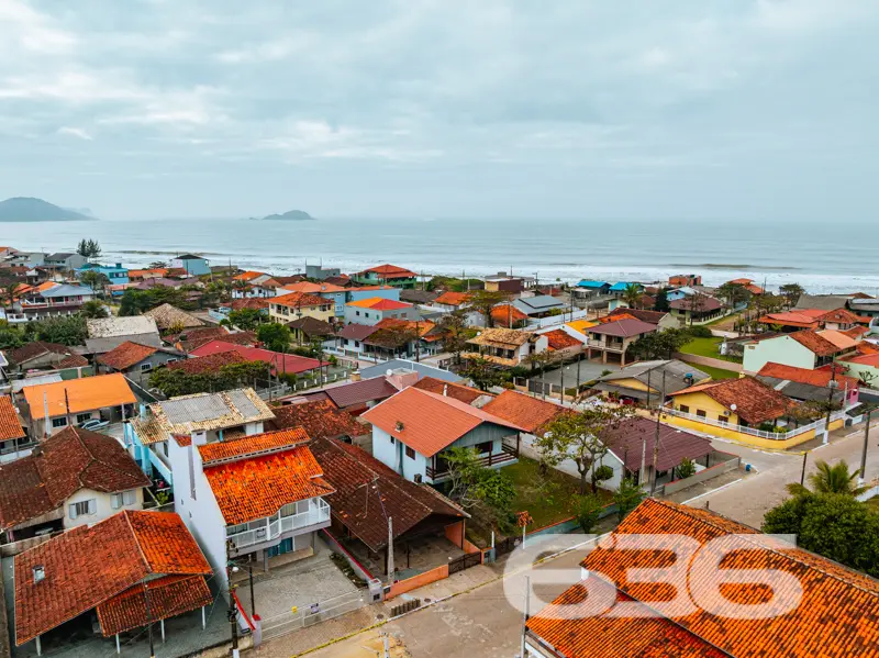 Venha conhecer o sobrado dos seus sonhos no coraçã