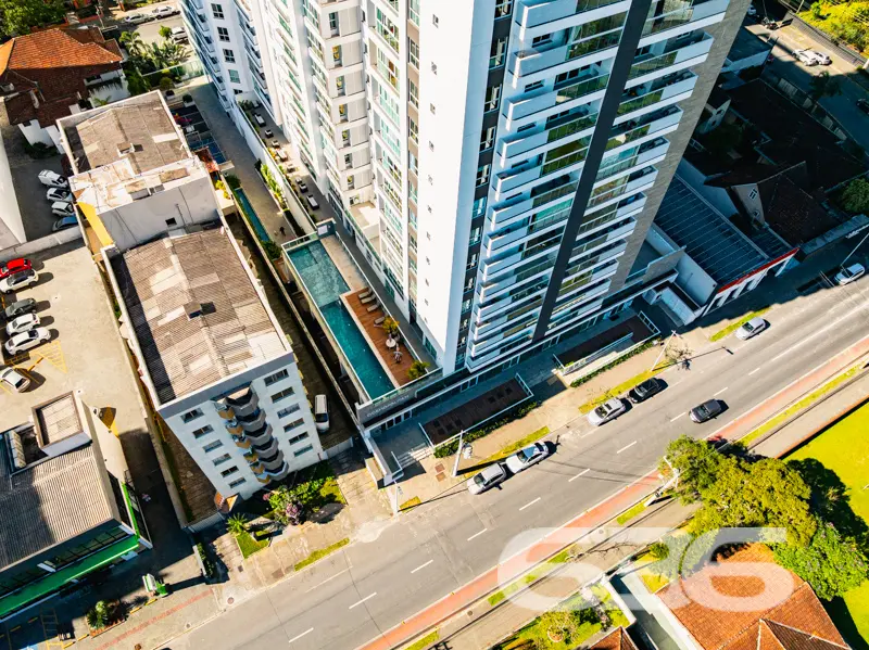 APARTAMENTO DE LUXO EM FRENTE AO 62º BATALHÃO DE I