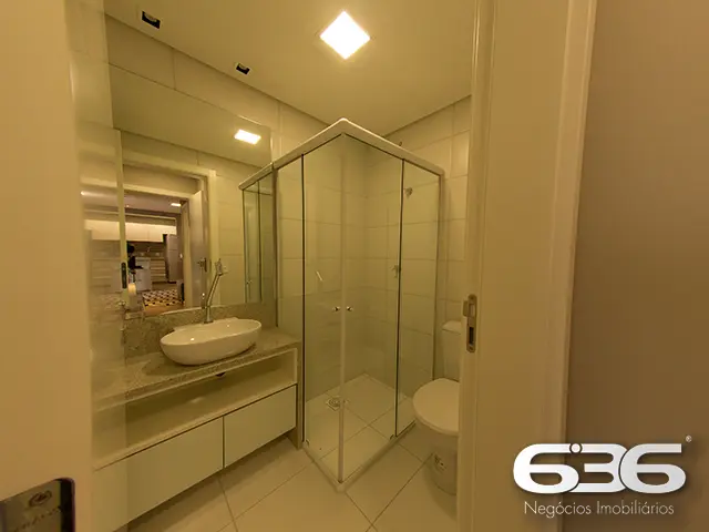 APARTAMENTO MOBILIADO DE ALTO PADRÃO NO COSTA E SI