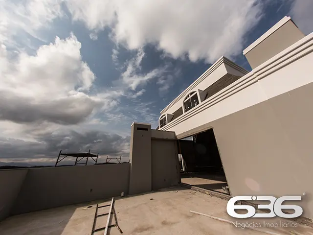 APARTAMENTO MOBILIADO DE ALTO PADRÃO NO COSTA E SI
