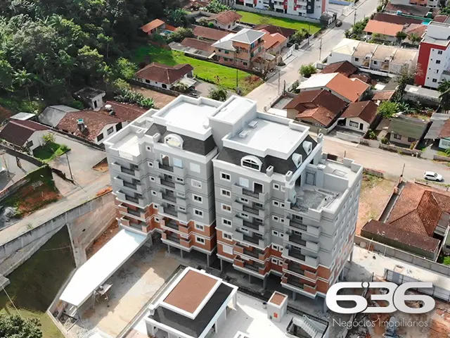 APARTAMENTO MOBILIADO DE ALTO PADRÃO NO COSTA E SI