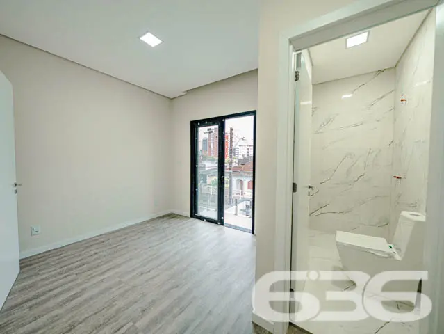 Descubra Seu Novo Lar em Joinville: Residência Gem