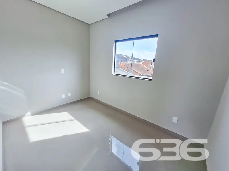 Moderno geminado sobrado à venda no bairro Paranag